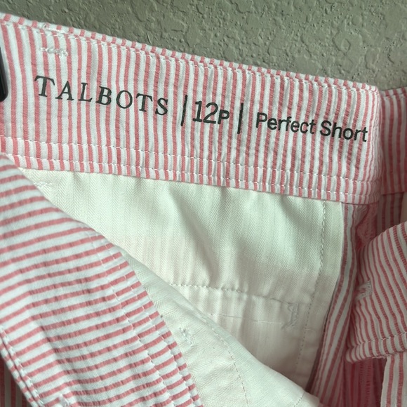 NWOT Talbots Seersucker Perfect Short Pink/White Stripe Petite 12 - Picture 6 of 8